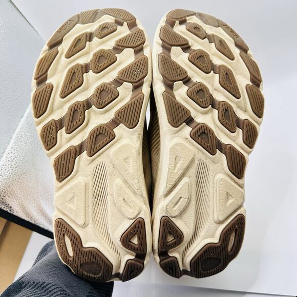 Hoka One One Mens Clifton ‘Wheat/Shifting Sand’Running Shoe | Size 8 (No Insole) main image 7